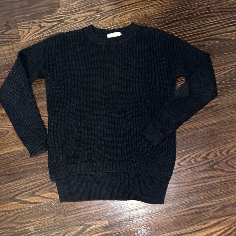 Aritzia Wilfred free Hilo chunky knit sweater black sz medium